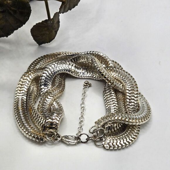 "5/$25" Silvertone 4 Strand Adjustable Snake Chain Bracelet Sz Average to Large - Picture 1 of 5